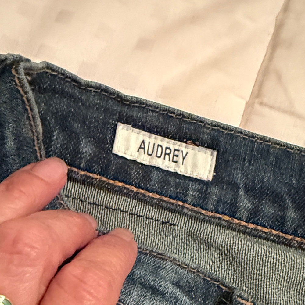 DRIFTWOOD Blue Jeans with Red Embroidery - Picture 4 of 5